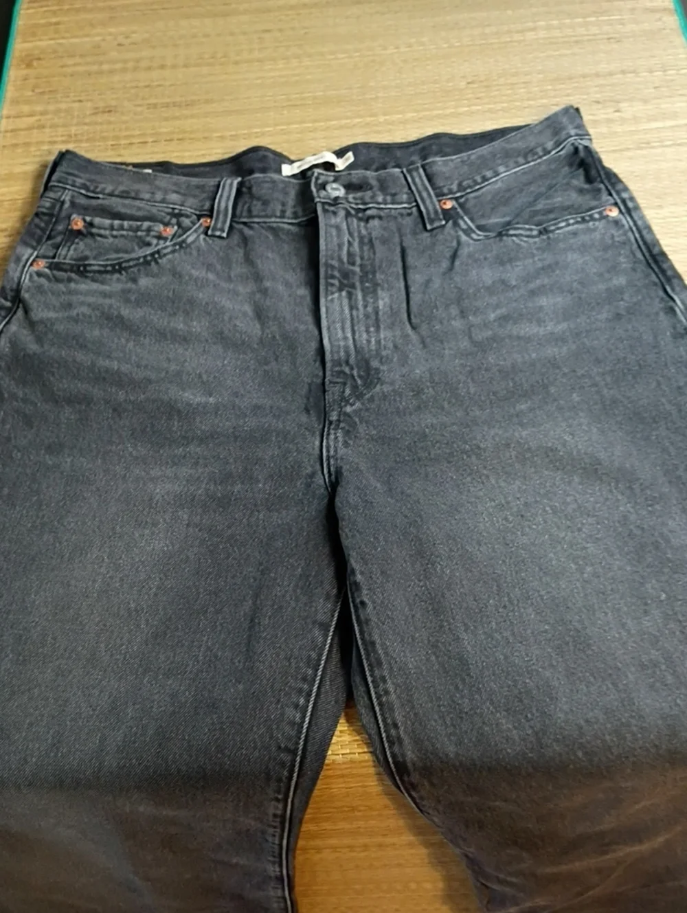 Levi's San Francisco Men's Charcoal Wash Straight Wide Leg Jeans